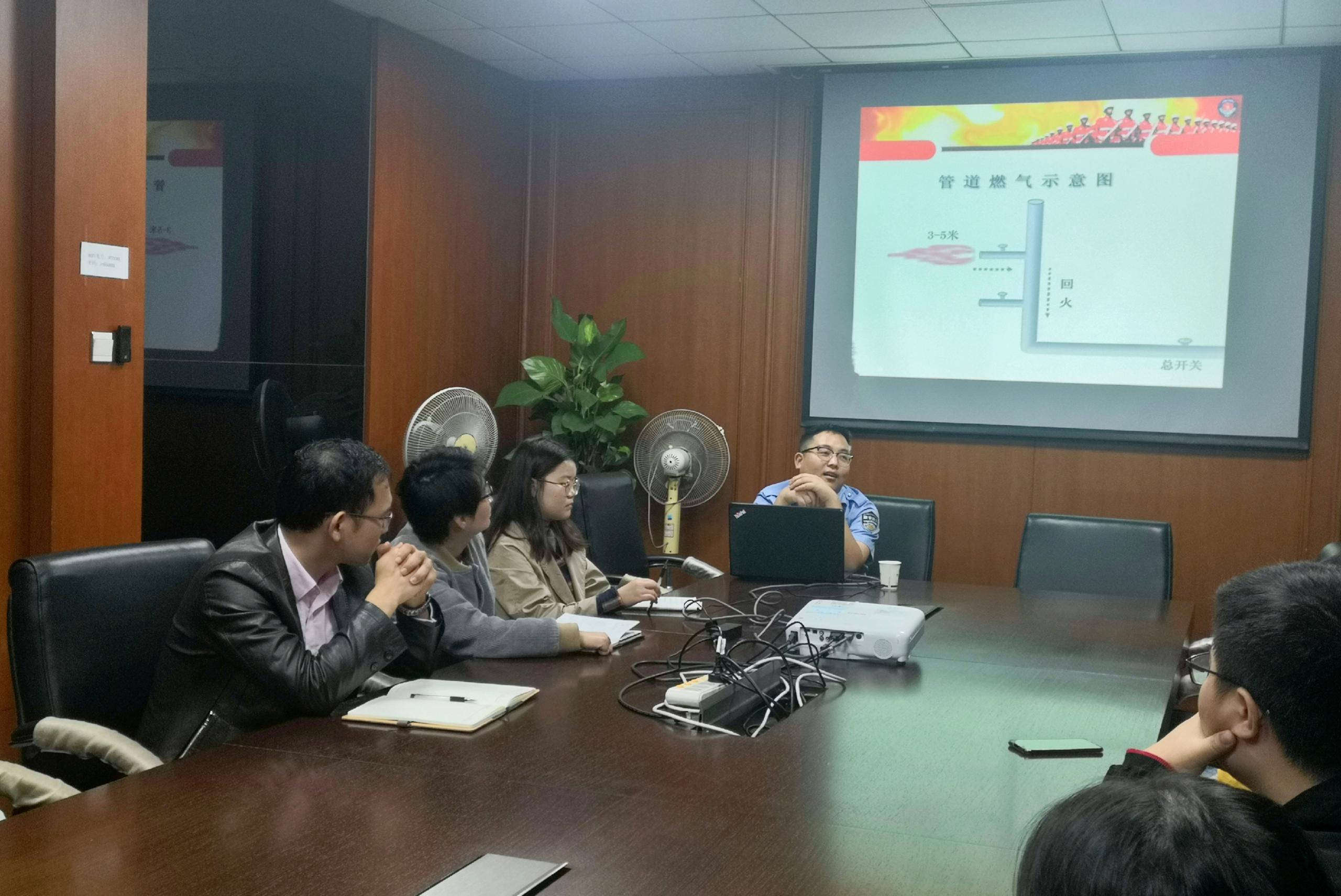 微信圖片_20201021224711.jpg 微信圖片_20201021224711.jpg