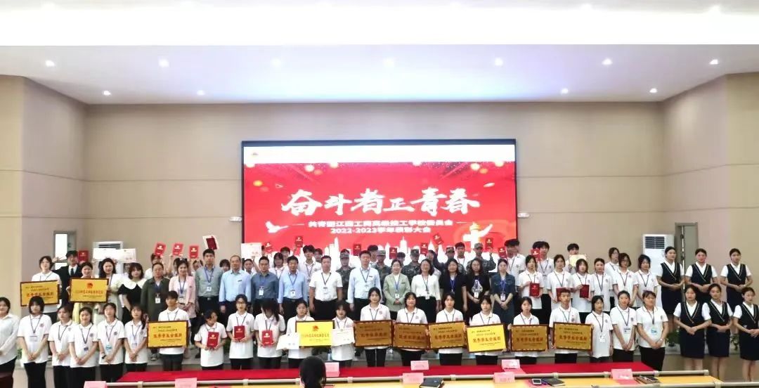 b146d9ff2952347572bb584b0f470b59.jpg b146d9ff2952347572bb584b0f470b59.jpg